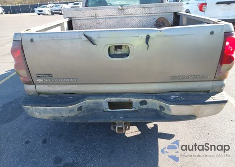 2003 Chevrolet Silverado 1500 Ls z USA, uszkodzony, nr VIN 1GCEC14V93E293381